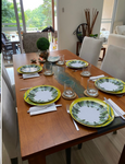 Supra-reciclaje Mesa de comedor con rio de resina