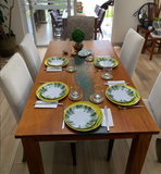 Supra-reciclaje Mesa de comedor con rio de resina
